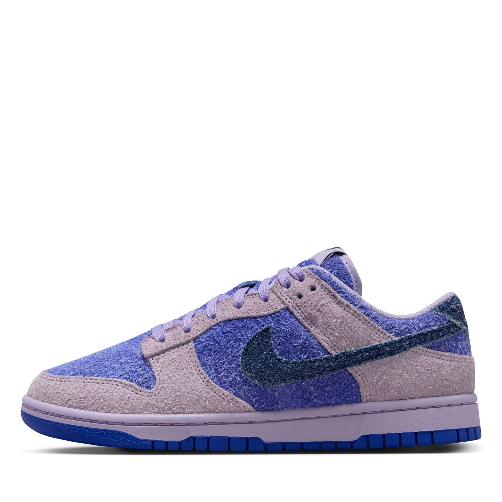 Women's Nike Dunk Low SE - Hydrangeas/Deep Royal Blue