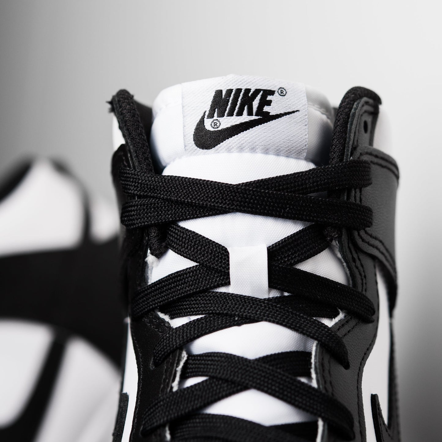 Nike Dunk High Retro - White/Black/Total Orange