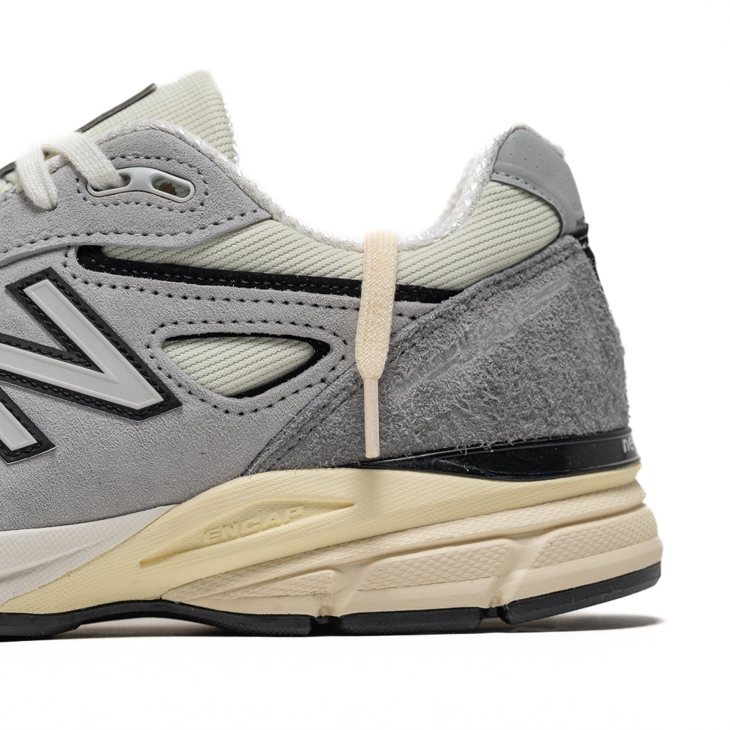 New Balance Made in USA 990v4 - Grey/Black